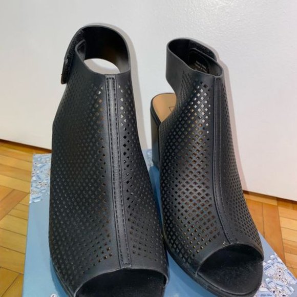 NWOT: KS2 - Peep Toe Shoe - Picture 2 of 5